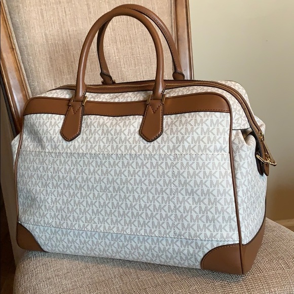 Michael Kors Travel Bag Weekender Vanilla - Picture 5 of 11